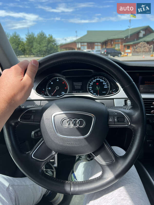 Универсал Audi A4 2012 в Львове