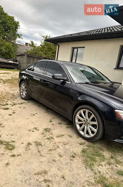 Седан Audi A4 2012 в 