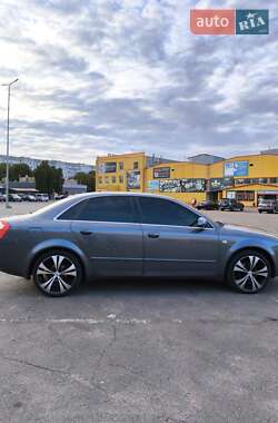 Седан Audi A4 2003 в 