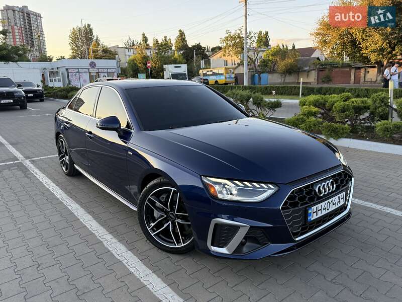 Седан Audi A4 2024 в 