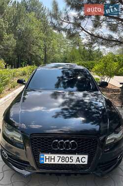 Седан Audi A4 2011 в 