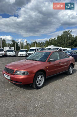 Седан Audi A4 1996 в Києві