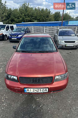 Седан Audi A4 1996 в 