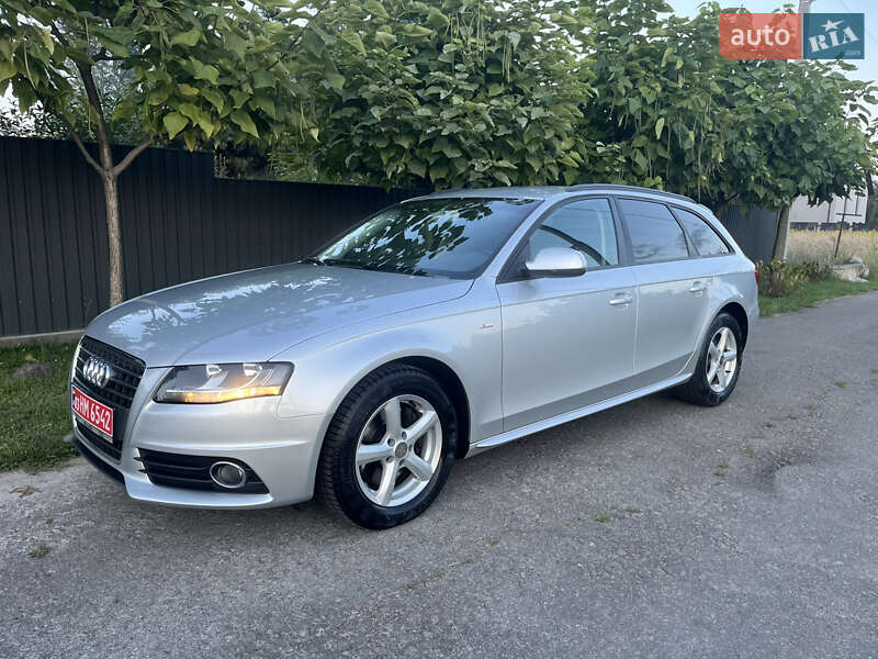 Универсал Audi A4 2011 в 