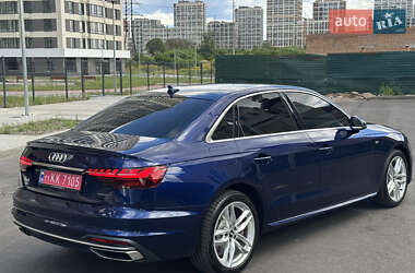 Седан Audi A4 2020 в 