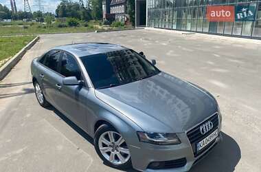 Седан Audi A4 2009 в Хмельницком