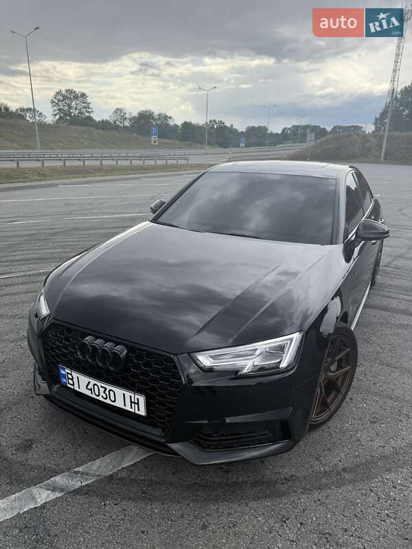 Седан Audi A4 2016 в 