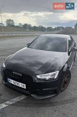 Седан Audi A4 2016 в 