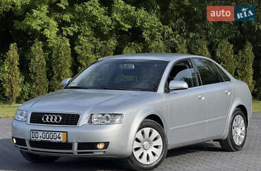 Седан Audi A4 2004 в Золочеве