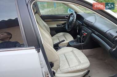 Седан Audi A4 1997 в 