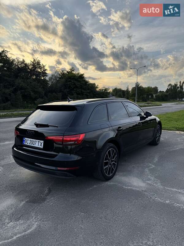 Универсал Audi A4 2016 в Львове