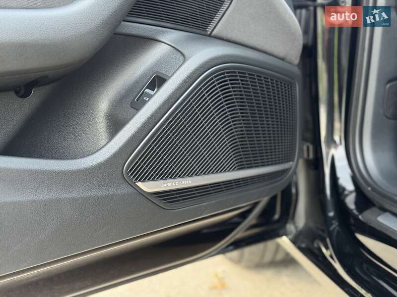 Универсал Audi A4 2016 в Львове