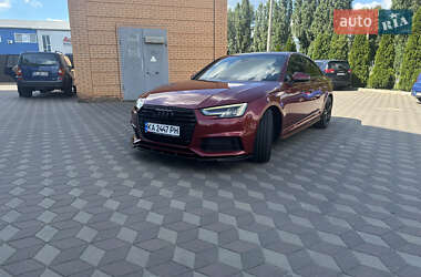Седан Audi A4 2017 в 