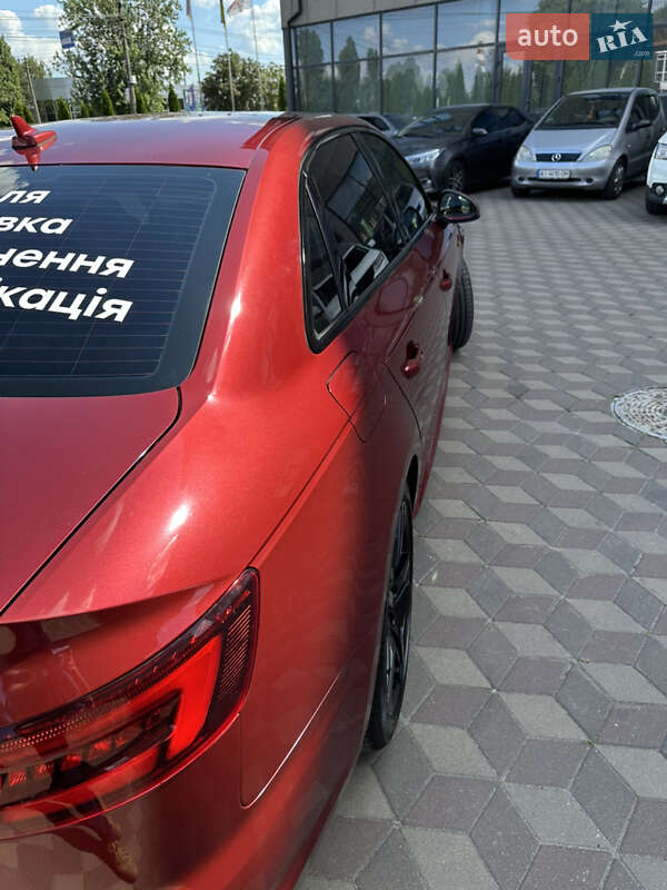 Седан Audi A4 2017 в Броварах