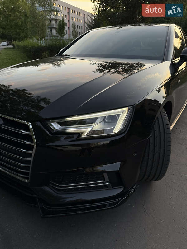 Седан Audi A4 2017 в Львове