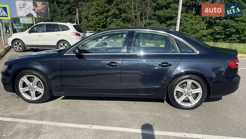 Седан Audi A4 2013 в Киеве