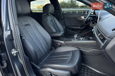 Седан Audi A4 2019 в 