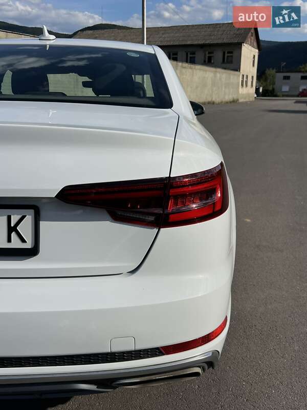 Седан Audi A4 2018 в Перечине