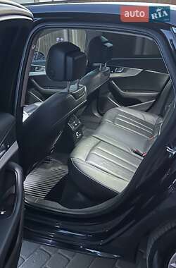 Седан Audi A4 2016 в 