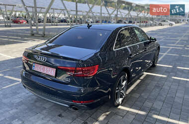 Седан Audi A4 2016 в 