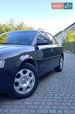 Седан Audi A4 2003 в 