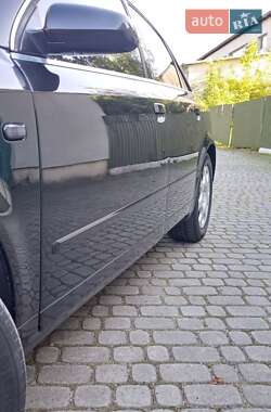 Седан Audi A4 2003 в 