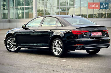 Седан Audi A4 2017 в 