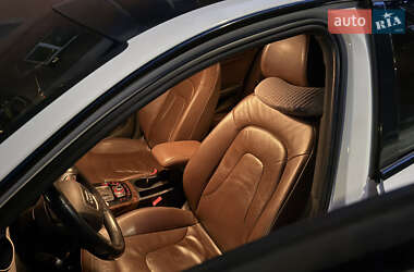 Седан Audi A4 2013 в 