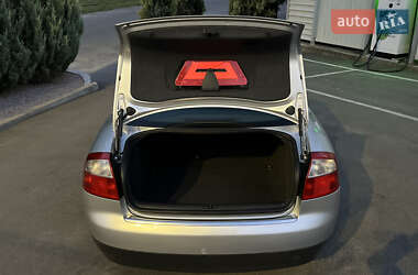 Седан Audi A4 2004 в 