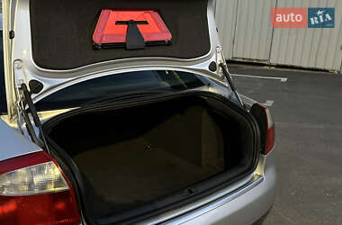 Седан Audi A4 2004 в 