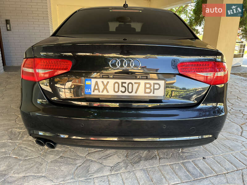 Седан Audi A4 2013 в Харькове