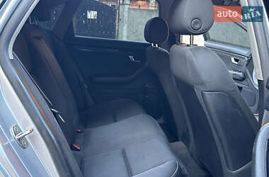 Седан Audi A4 2004 в 