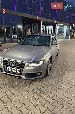 Седан Audi A4 2008 в Ровно