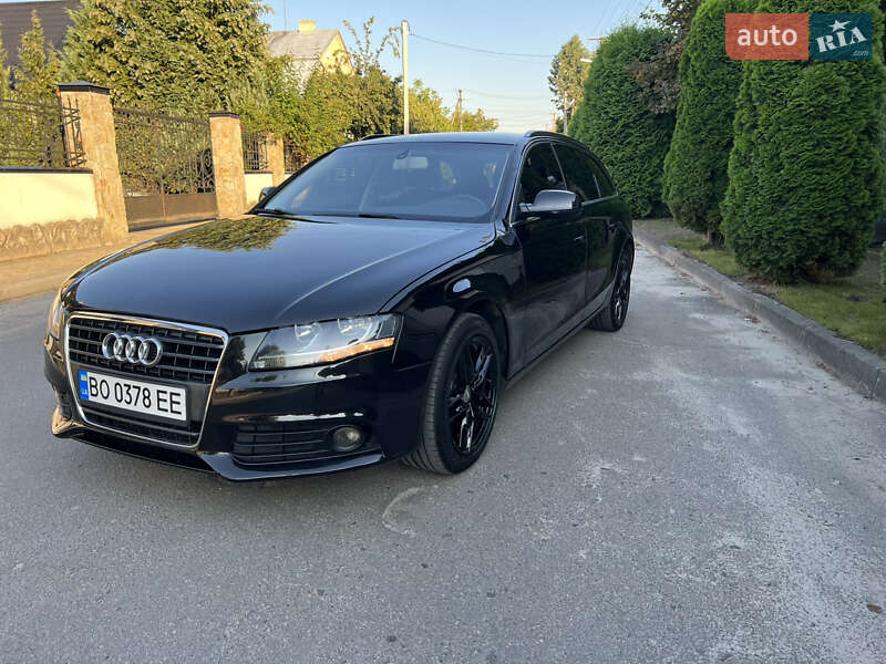 Универсал Audi A4 2011 в Львове