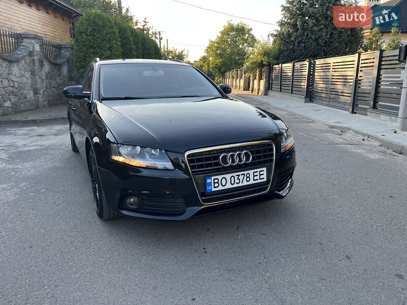 Универсал Audi A4 2011 в Львове