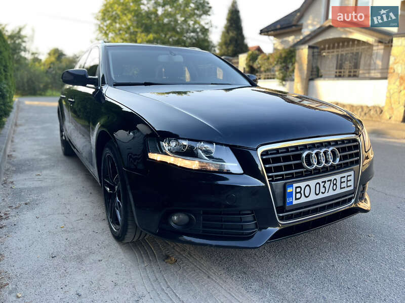Универсал Audi A4 2011 в Львове