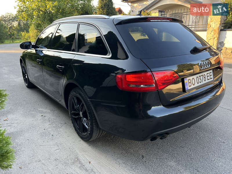 Универсал Audi A4 2011 в Львове