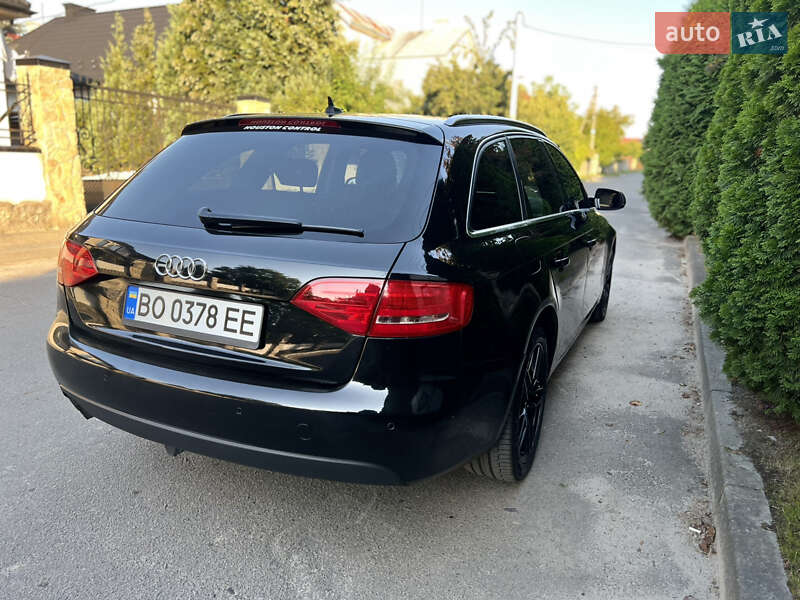 Универсал Audi A4 2011 в Львове