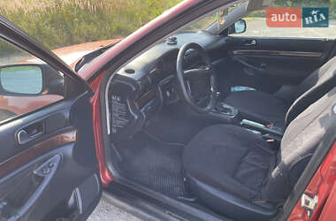 Седан Audi A4 1996 в 