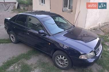 Седан Audi A4 1997 в 
