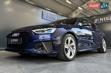 Седан Audi A4 2021 в 