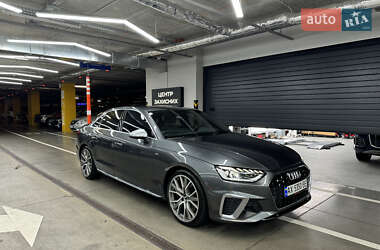 Седан Audi A4 2023 в Киеве