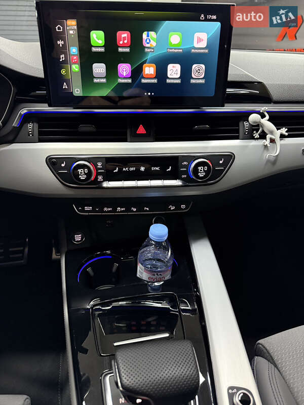 Седан Audi A4 2023 в Киеве