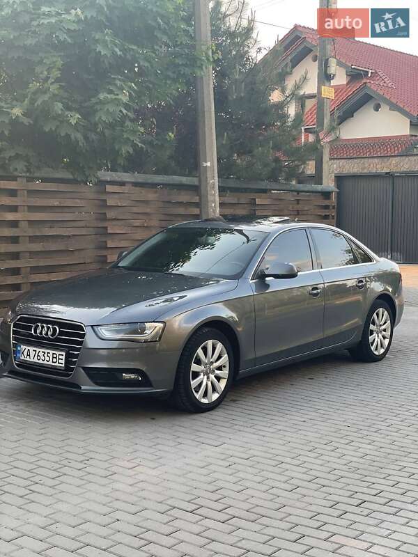 Седан Audi A4 2013 в Белой Церкви