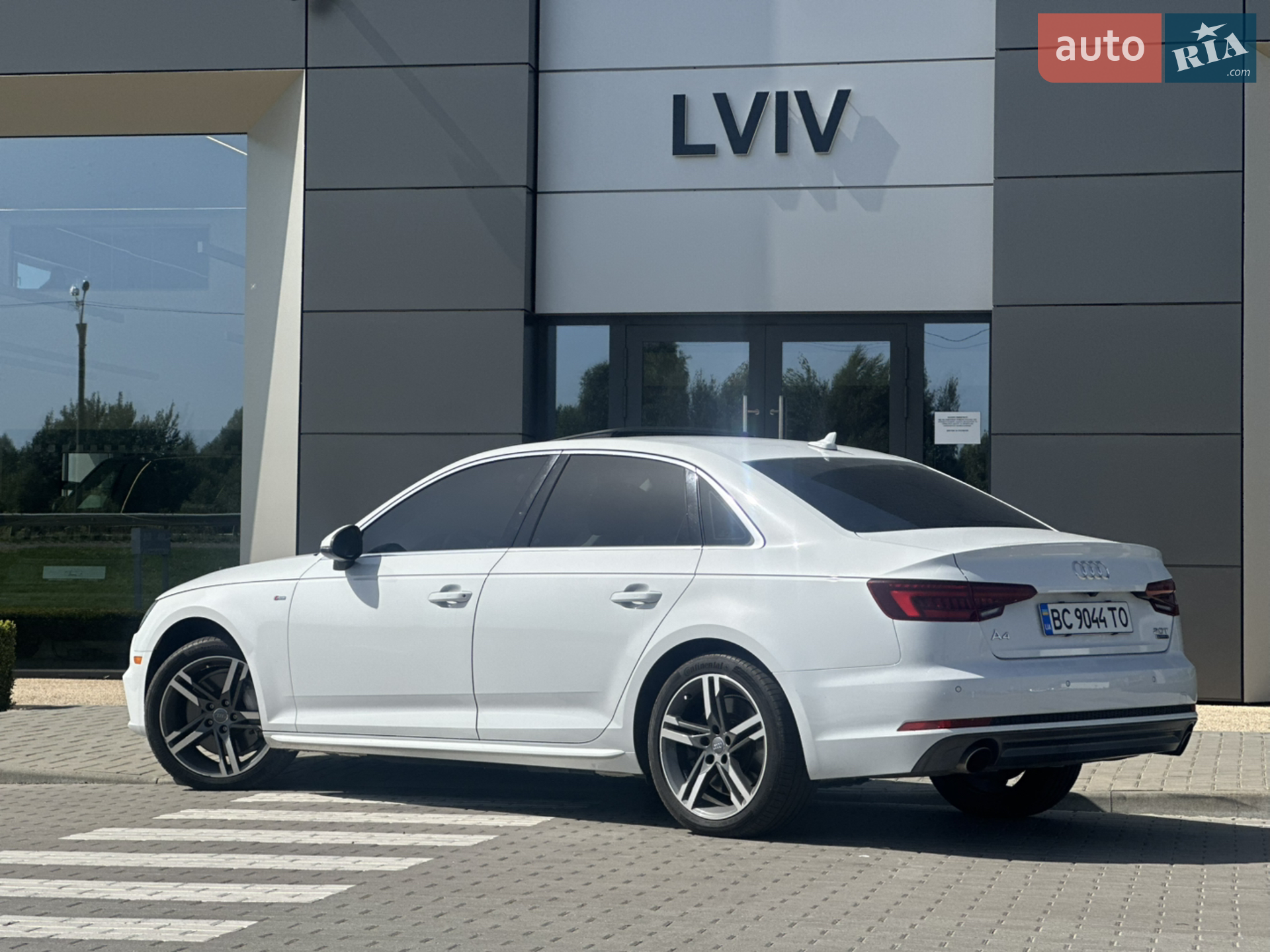 2018 Audi A4 - мініатюра 2