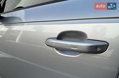 Седан Audi A4 2015 в 