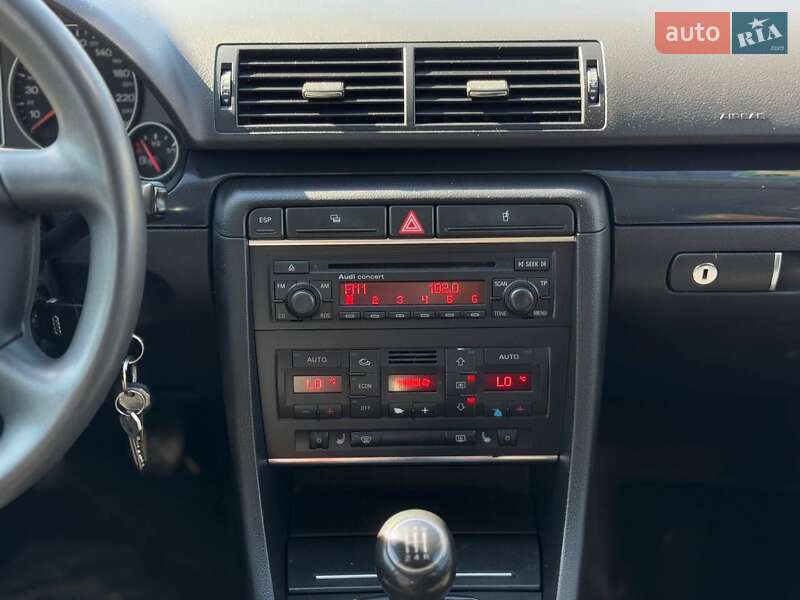 Седан Audi A4 2003 в Бердичеве