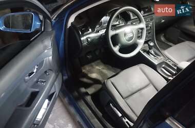 Седан Audi A4 2002 в 