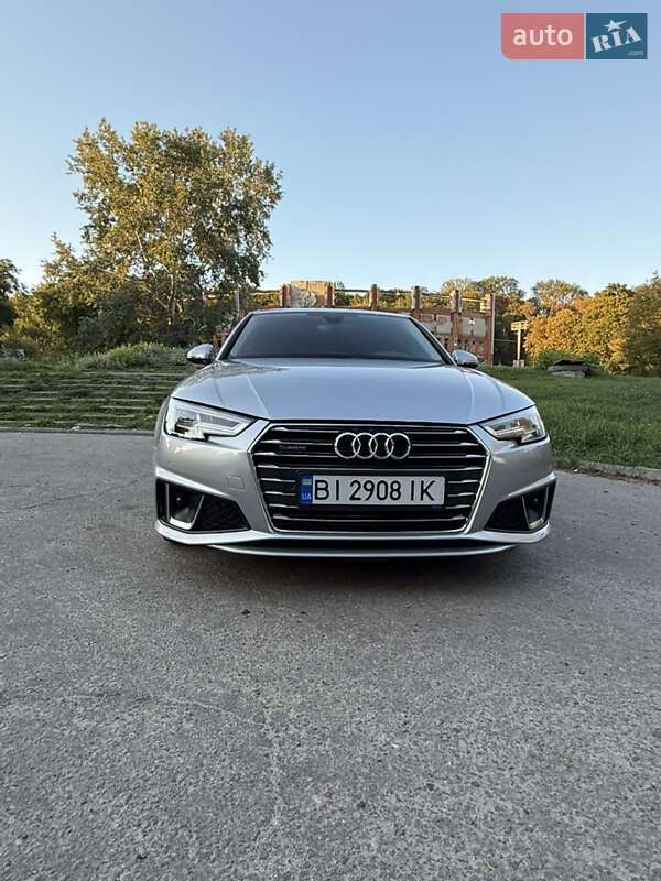 Седан Audi A4 2018 в Полтаве