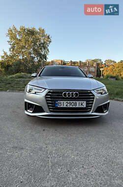 Седан Audi A4 2018 в 